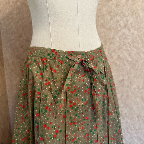 VTG 70s 80s NWT Ditsy Strawberry Print Pleated Midi Skirt - Picture 2 of 7